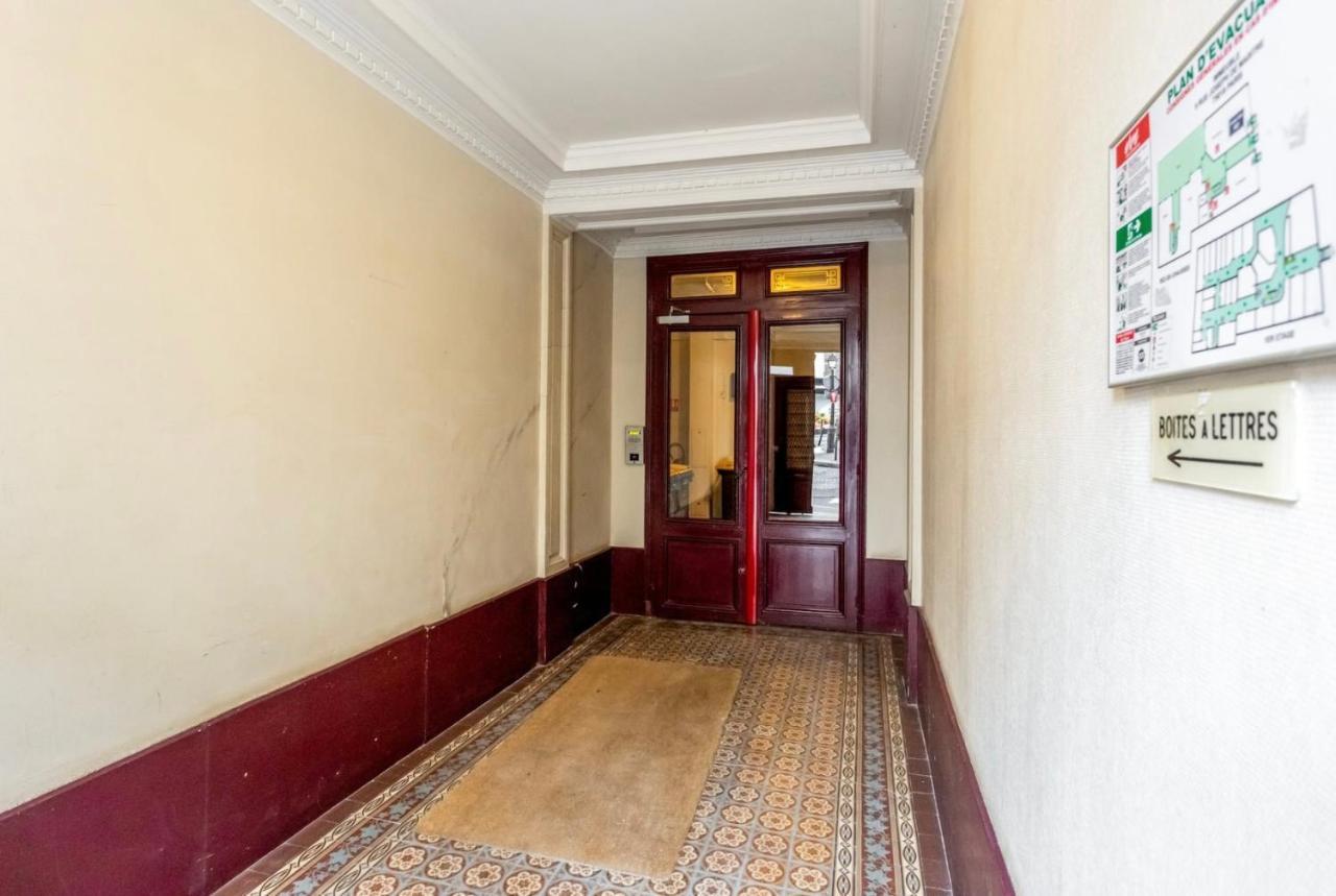 Abbesses - Superbe appartement avec cheminées Paris Extérieur photo