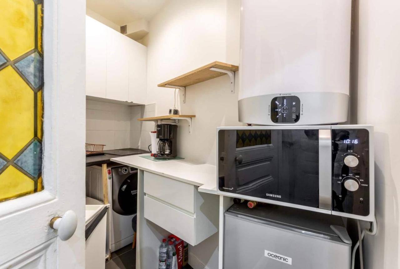 Abbesses - Superbe appartement avec cheminées Paris Extérieur photo